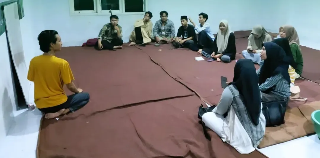 Khidmat dan Penuh Makna, HMI Komisariat Tarbiyah UIN RIL Gelar Yasinan Rutin dan Kajian Ke-HMI-an
